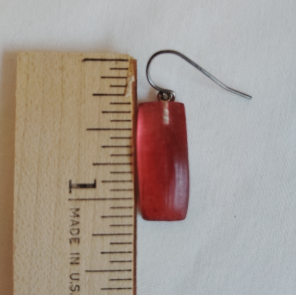 Alexis Bittar Red Lucite Column Earrings With Silver Hook - Picture 4 of 6